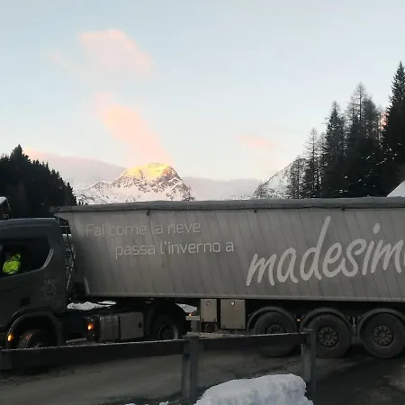 Vero Rustico Alpino Апартаменты *